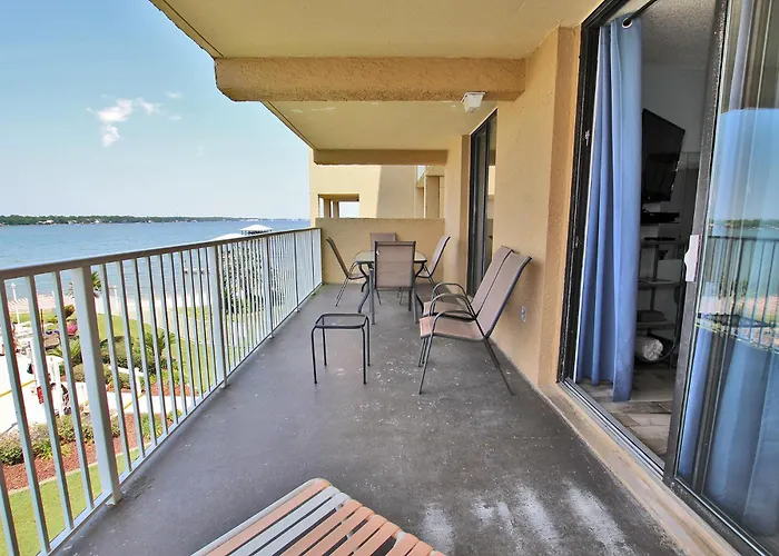 Compass Point 205 By Youngs Suncoast Apartment *