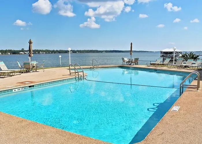 Apartment Compass Point 205 By Youngs Suncoast Gulf Shores