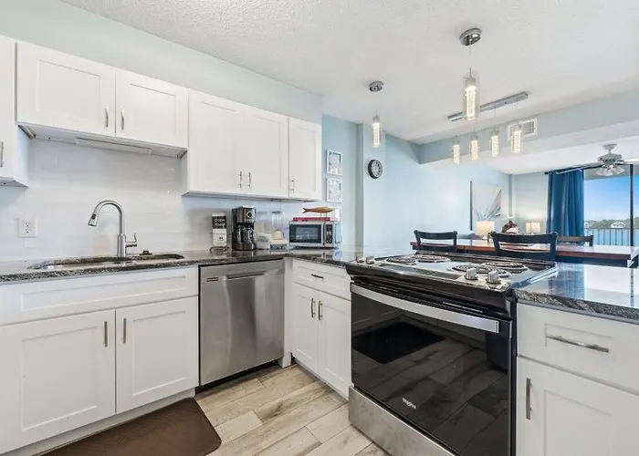 Compass Point 205 By Youngs Suncoast Apartment Gulf Shores