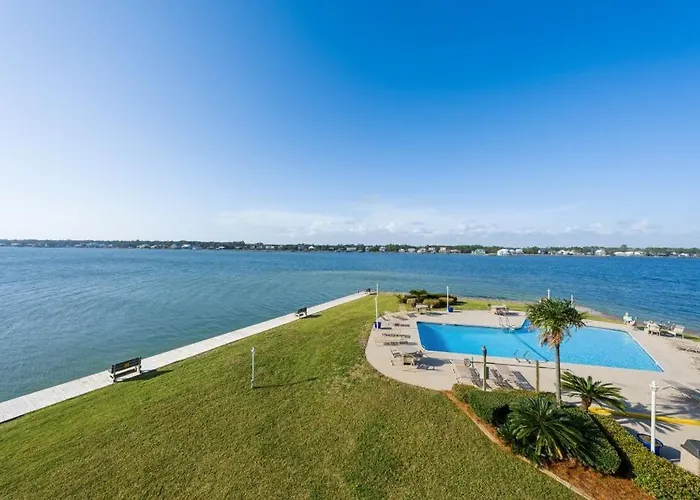 Apartment Compass Point 205 By Youngs Suncoast Gulf Shores