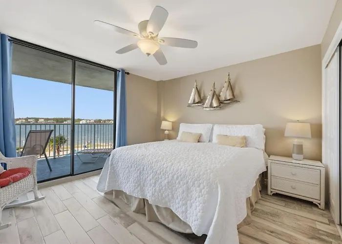Compass Point 205 By Youngs Suncoast Apartment *
